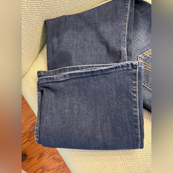 Dark wash/rinse Hollister jeans - Picture 2 of 4